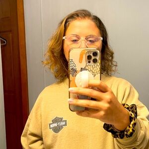 Meet your Posher, Megan